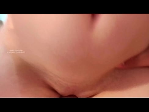 ❤️ अपनी बहन के कमरे में सो रही थी और ऐसे ही मेरी नींद खुल गई ️ सेक्स hi.sayhentai.ru पर ❤